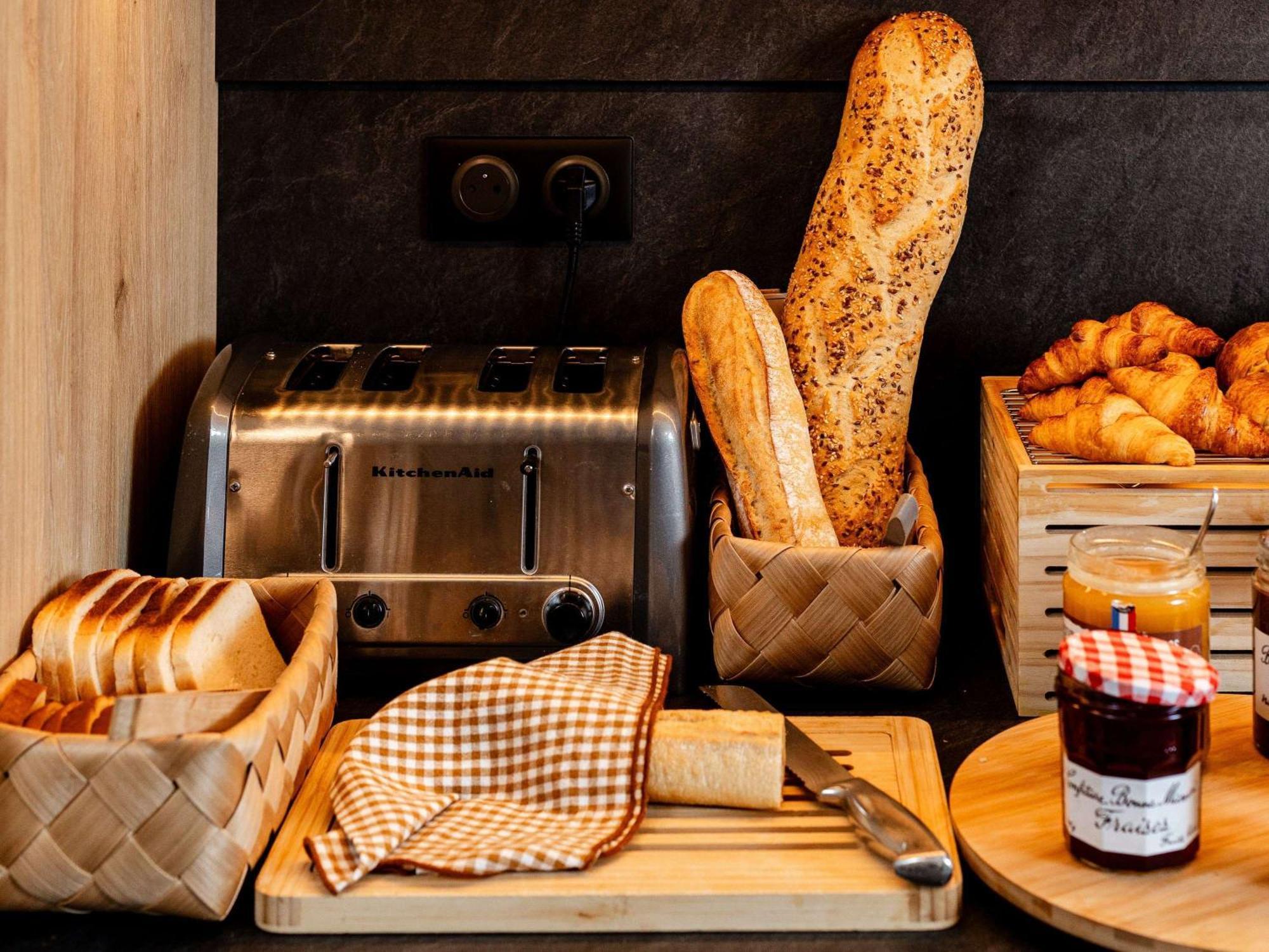 Отель Ibis Paris Gare Montparnasse 15Eme Экстерьер фото